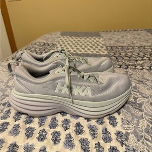 Hoka Bondi 8 Lavender Sneakers